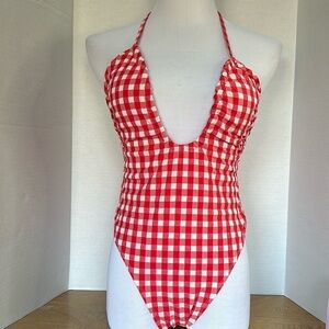 NWOT! Wild Fable Keyhole Cross Front Halter One Piece Swimsuit NWT Size Small